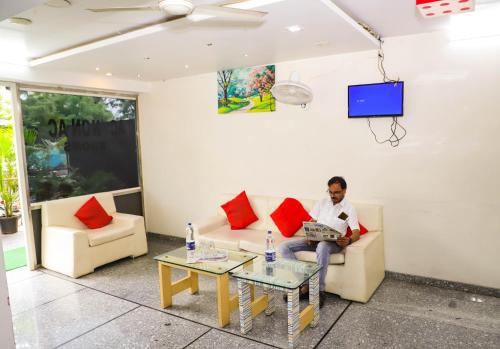 Gallery image of Hotel sai nakshatra in Latur