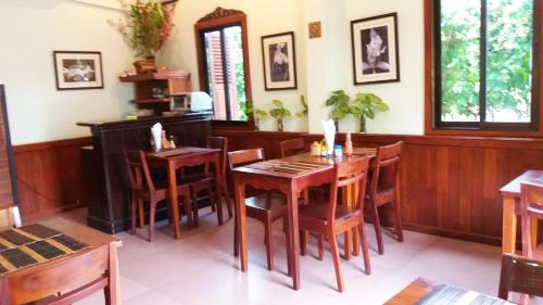 Nhà hàng/khu ăn uống khác tại Pakhongthong Villa