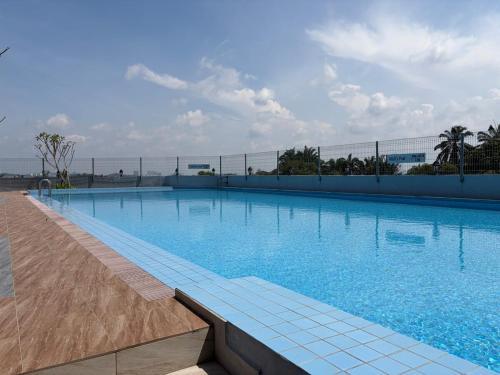 Bazén v ubytování Muji Family Suites Medini 2BR Legoland nebo v jeho okolí