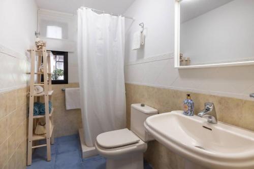 Ένα μπάνιο στο Villa Garoé