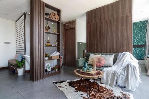 Ένα ή περισσότερα κρεβάτια σε δωμάτιο στο Sabi Home Tay Ho Hanoi