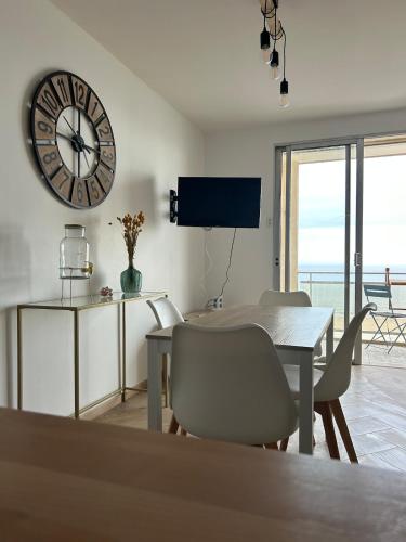 Cosy T2 avec vue imprenable sur la mer