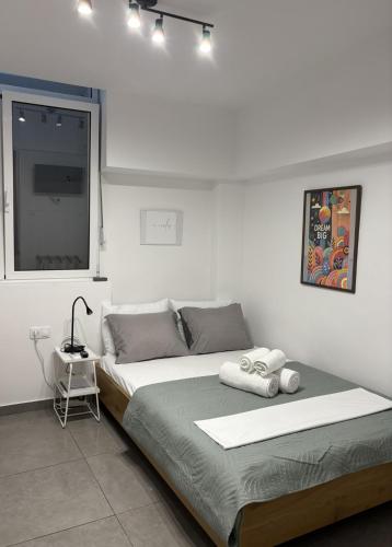 TINY STUDIOS Under the Akropolis -2-