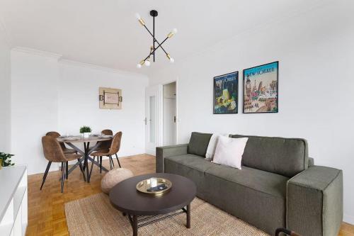 Lovely Appartement-2rooms-6p sunshine-quiet-subway