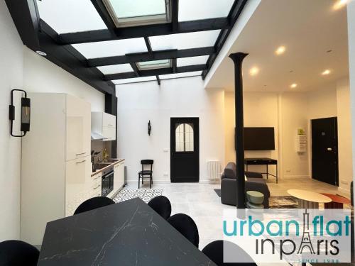 Urban Flat 08 - The Panoramic Flat in Paris