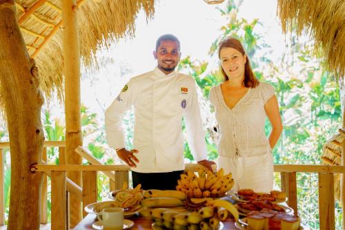 Hosté ubytování Whisper Point Eco Resort Diyaluma