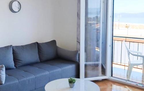 Gorgeous Apartment In Podgora With Wifi
