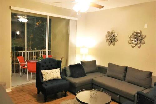 2BR2BA Getaway 7 Miles from Orlando Parks photo 12