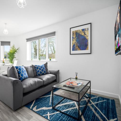 Et opholdsområde på Two Bedrooms Apartment - Parking - Netflix - Cradley Heath 51C