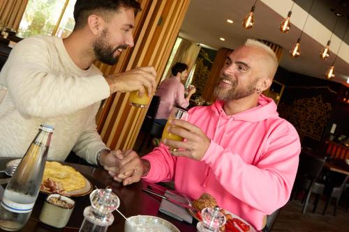 Jídlo v hotelu nebo okolí