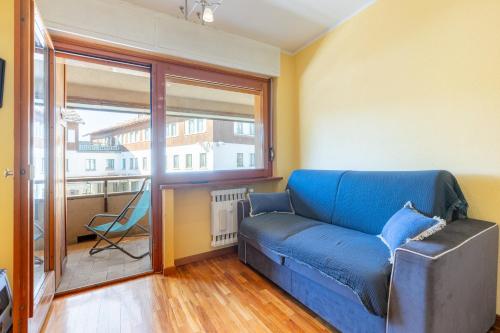 Khu vực ghế ngồi tại Hostdomus - City Center Apartment