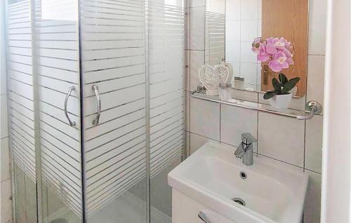 Awesome Apartment In Hvar With Swimming Pool