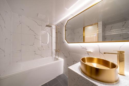 Ένα μπάνιο στο Suwon Hotel Insta