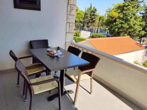 Apartment Karlo