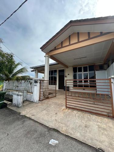 Budova, kde se prázdninový dům nachází