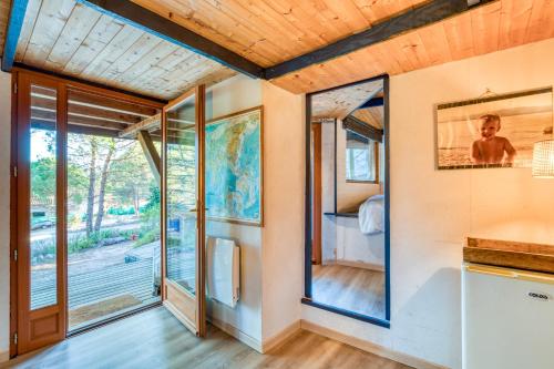 Φωτογραφία από το άλμπουμ του Le Sabel - Cabanon σε Mourèze