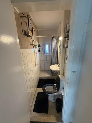 Ένα μπάνιο στο Superb apartment in central Copenhagen