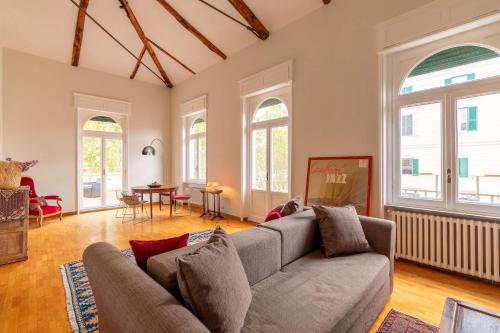 Trilussa Classy Terrace Apartment by RomeLoft