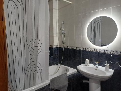 Ένα μπάνιο στο Your apartment in the heart of Chisinau