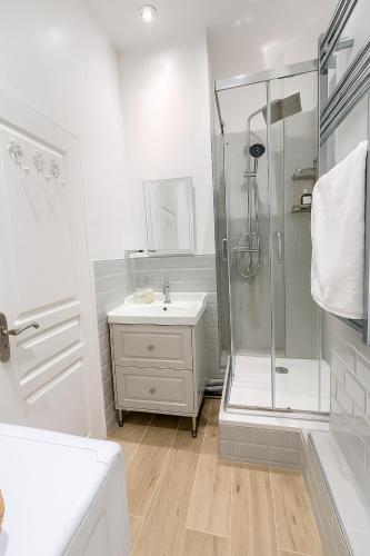 Sweet Apartment Paris