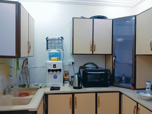 Kuchyň nebo kuchyňský kout v ubytování نزل فاتح Fatih Hostel