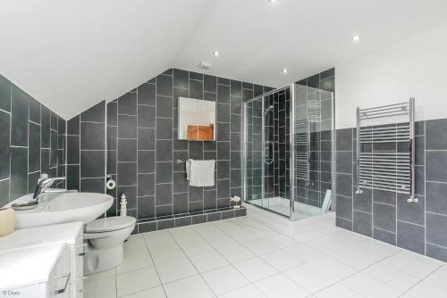 Koupelna v ubytování Sycamorwydden