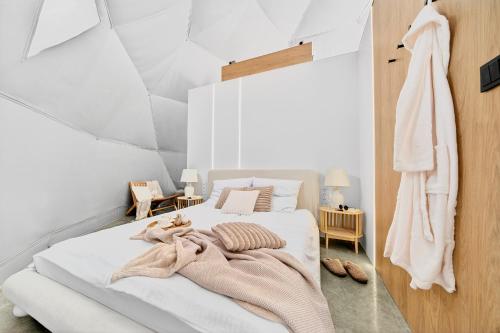 Postel nebo postele na pokoji v ubytování Sense Resort