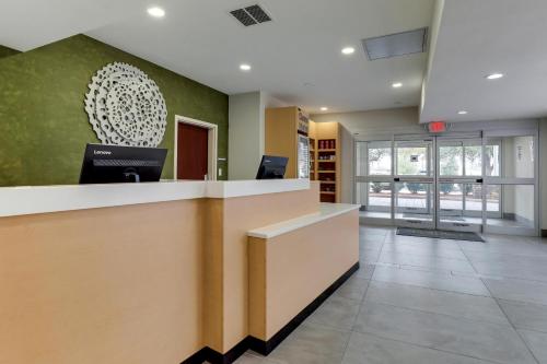 Gallery image of Las Colinas Inn Irving, SureStay Collection by Best Western in Irving