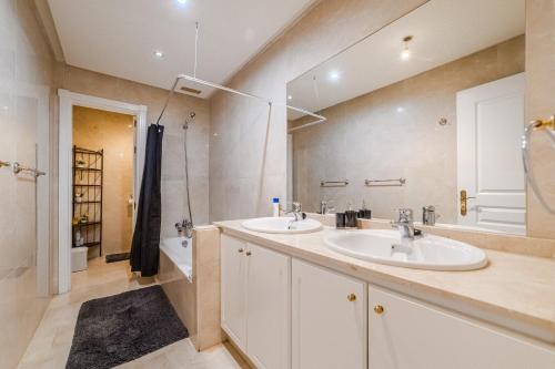 Beautiful apartment in Terrazas del Duque I