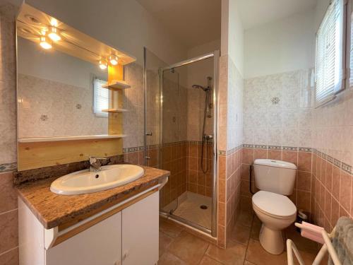 Koupelna v ubytování Au casterot