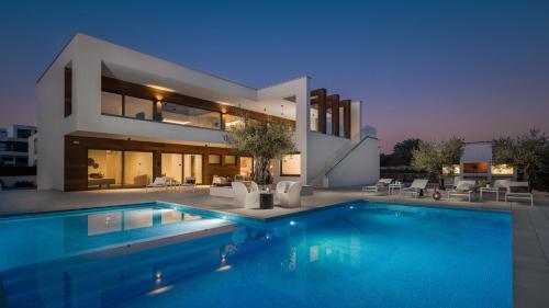 Villa Old Olive VIII by Vivi Rent