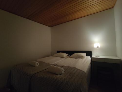 Postel nebo postele na pokoji v ubytování Talitintti Levi, 1 bedroom apartment, family friendly