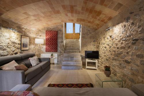 Apartamento Baños Arabes con jardín