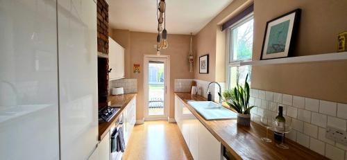 Terrace 185 by Switchback Stays photo 5