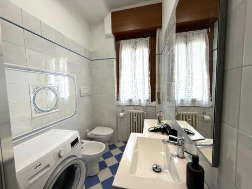 Un baño de Casa Viotti Monza