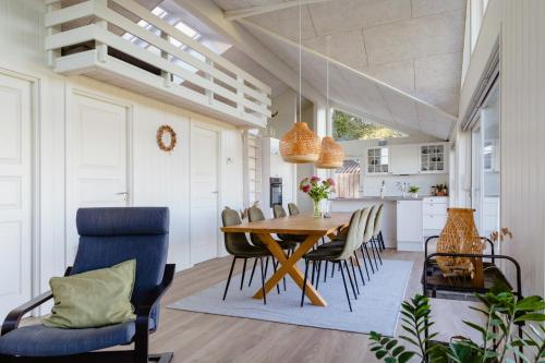 Η κουζίνα ή μικρή κουζίνα στο Fresh Air On Open Terrace With View