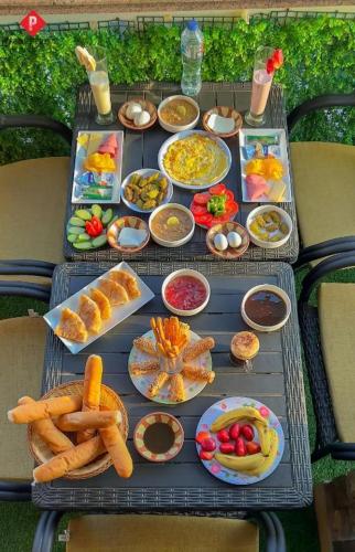 Φαγητό σε αυτό το ξενοδοχείο ή κάπου εκεί κοντά