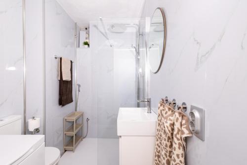 Yumbo Yumbo Yumbo Luxury 2-Beds Room Apartment