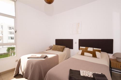Yumbo Yumbo Yumbo Luxury 2-Beds Room Apartment