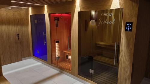 Afbeelding uit fotogalerij van Dom Wczasowy Jędrol - Jacuzzi & Basen in Poronin