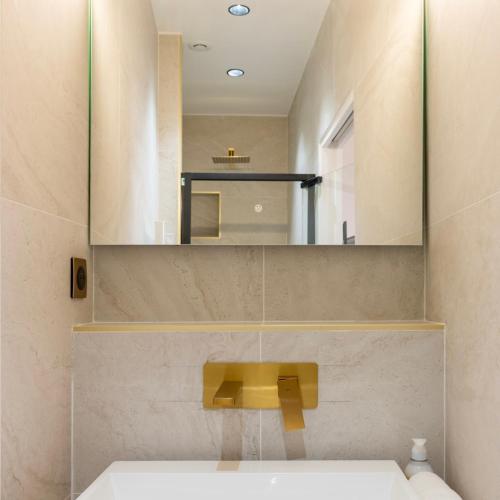 Spacious Paris Duplex for 4 Near Bastille