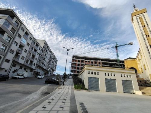 Το κτήριο όπου στεγάζεται  το διαμέρισμα