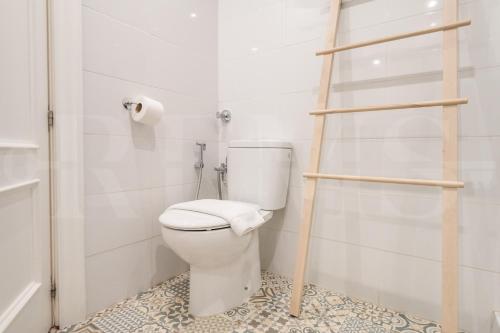 Apartment with balcony, pool and beach nearby REMS photo 17