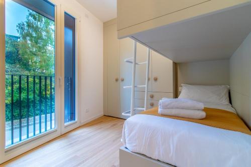 Olgiati Twelve - 3 Charming Bedrooms and Gym