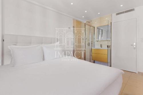 REF 2019 - Apartment for rent Cannes Center