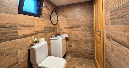 Koupelna v ubytování Lura Agroturizem