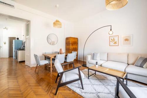 Designer Two Bedroom Apartment