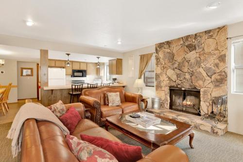 Køkken eller tekøkken på Summit Ski and Bike Trails #2574