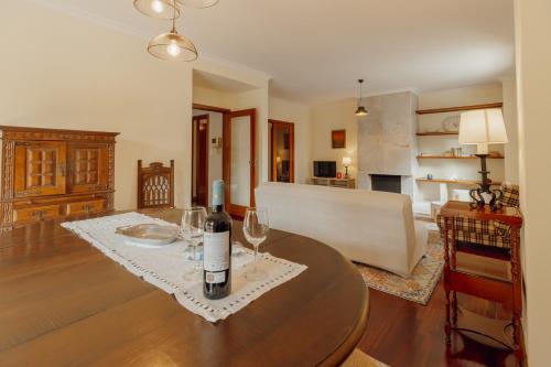 Botanic Garden Terrace Apartment by Vacationy