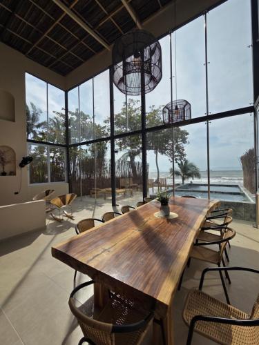 Un paisaje natural cerca de la villa